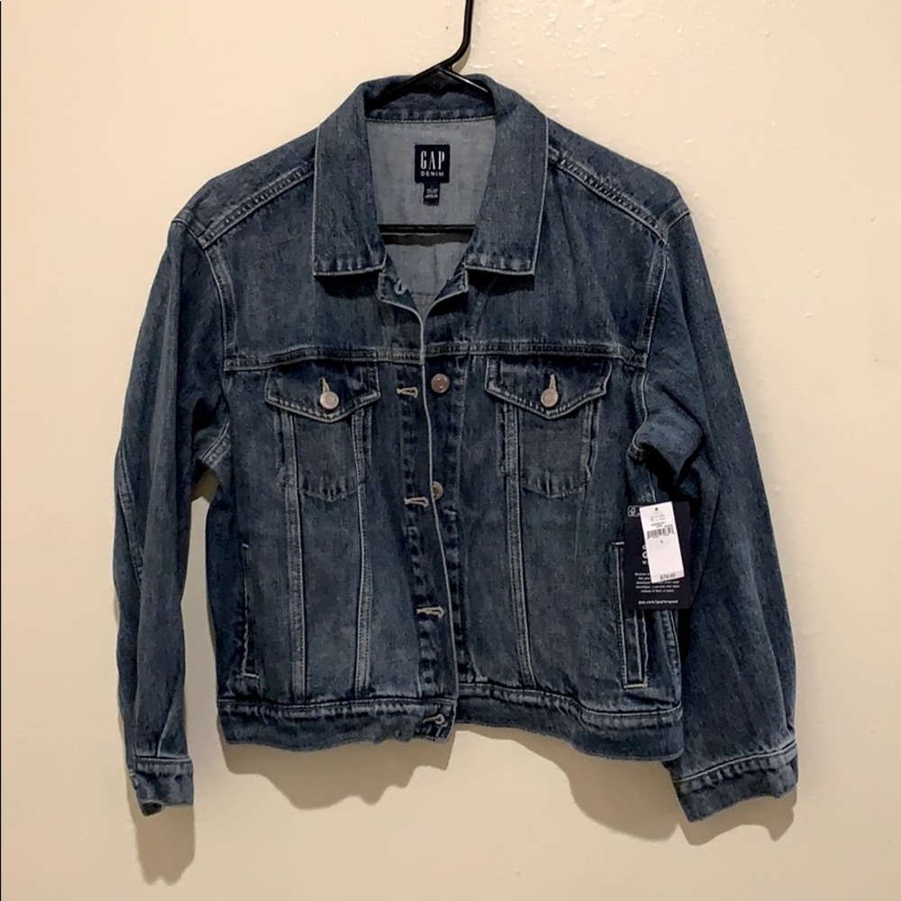 NWT GAP Jean Jacket size Large